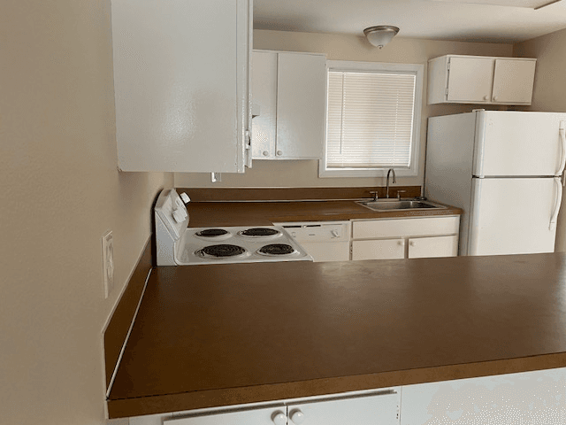 Portland Apartment: 16964 SE Stark St