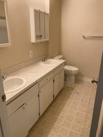 Portland Apartment: 6287 NE Glisan St