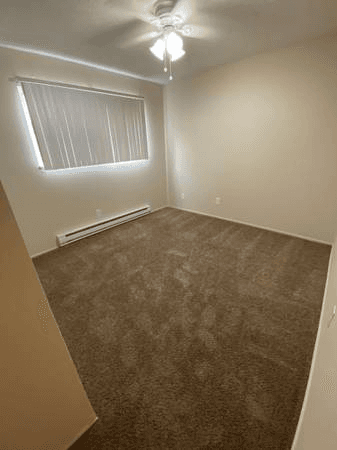 Portland Apartment: 6287 NE Glisan St