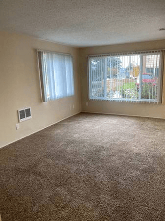 Portland Apartment: 6287 NE Glisan St