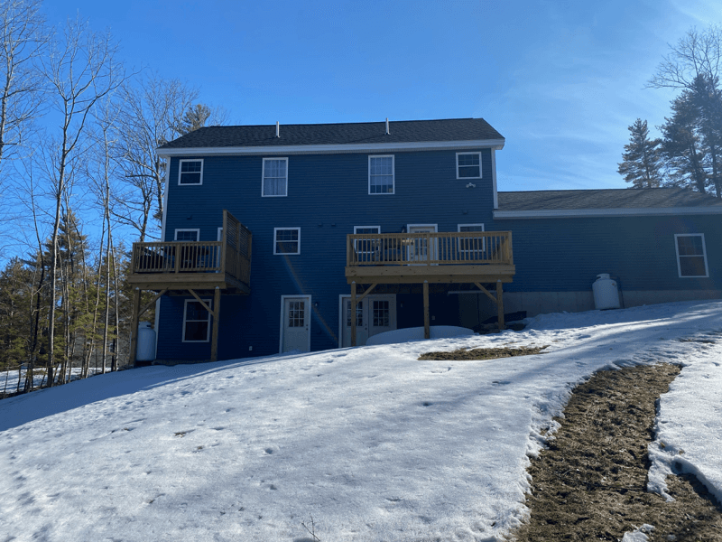 Gray Multiplex: 5 Dogwood Ln