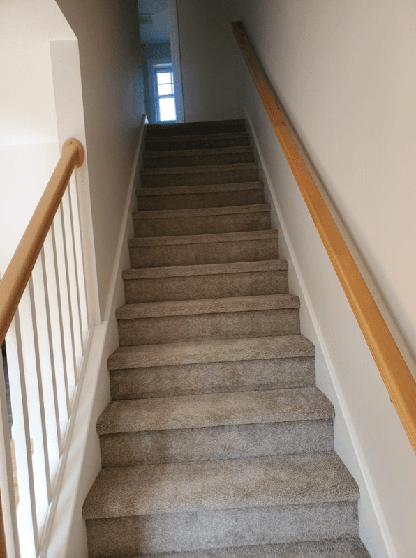 Gray Multiplex: 5 Dogwood Ln