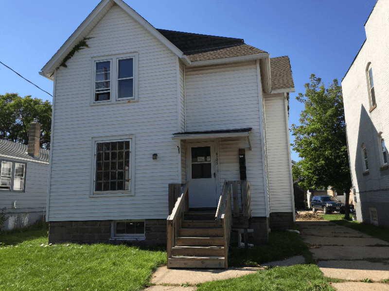Kenosha Townhome: 6106 24th Ave