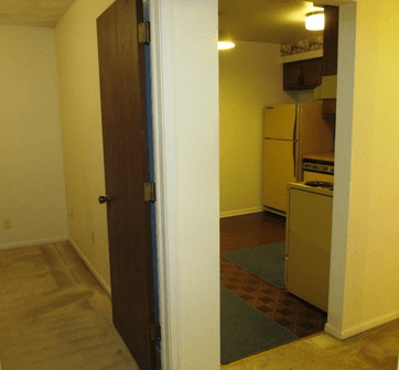 Swartz Creek Apartment: 4498 Van Vleet Rd