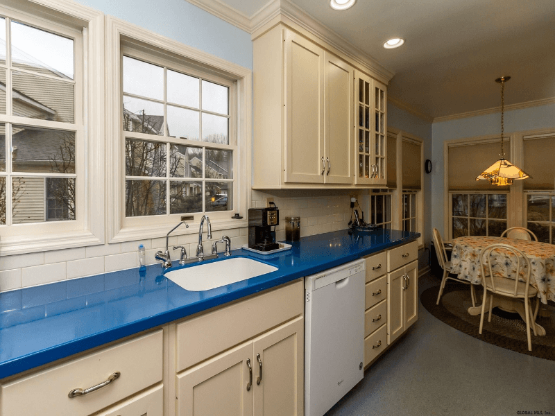 Clifton Park Townhome: 7 Tupelo Drive