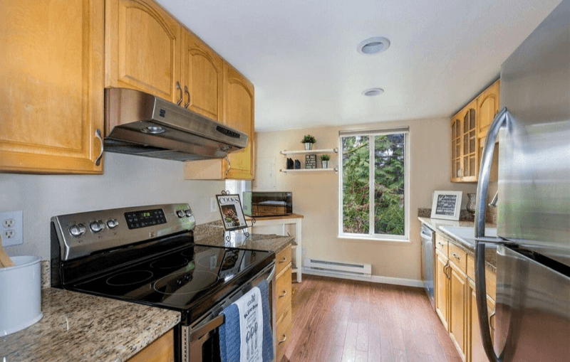 Issaquah Condo: 4629 W Lake Sammamish Pkwy SE