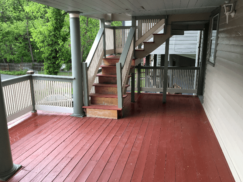 Staunton Apartment: 936 West Beverley