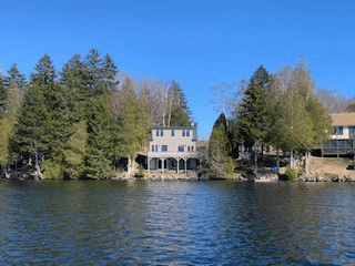 Whiting House: 100 Cedar Ln