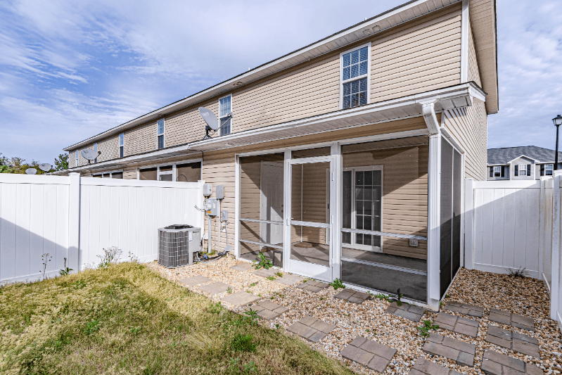 Jacksonville Townhome: 133 Glen Cannon Dr