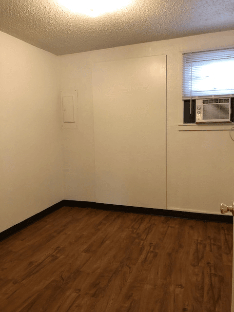 Portales Apartment: 818 S Avenue A, Portales NM