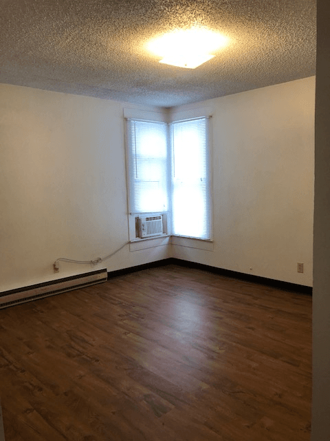 Portales Apartment: 818 S Avenue A, Portales NM