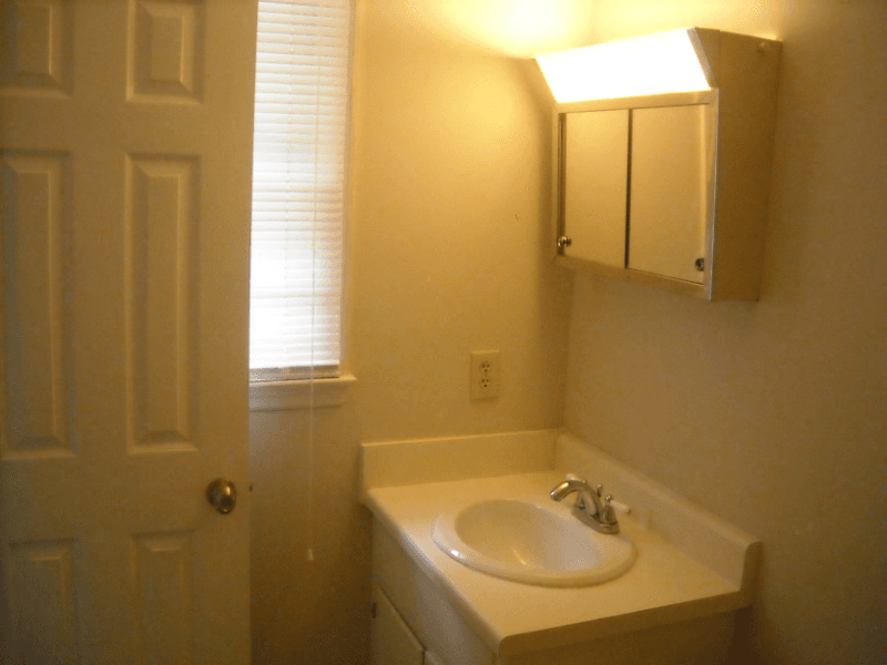 Athens Townhome: 312 Highland Park Dr