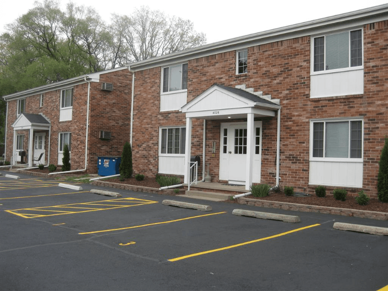 Toledo Apartment: 4030 Elmhurst Road