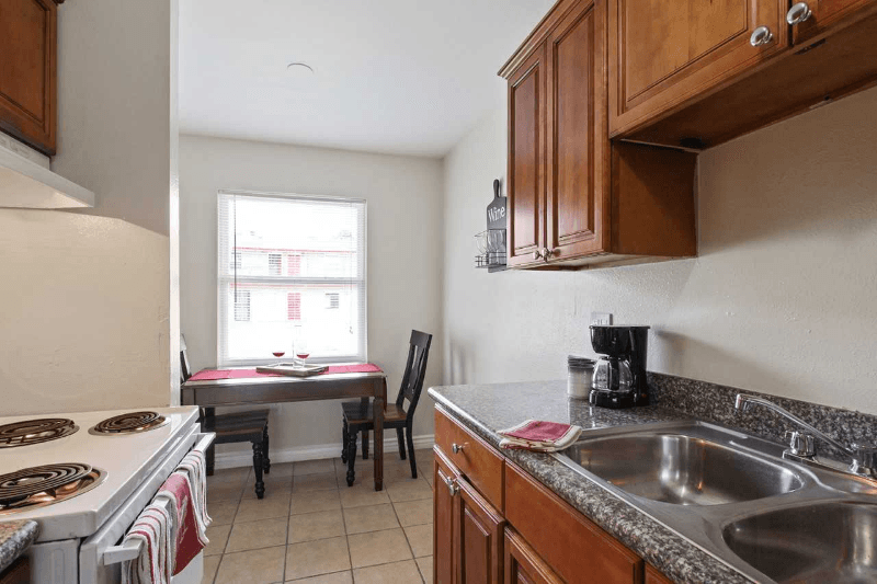 New Orleans Apartment: 3300 Garden Oaks Dr