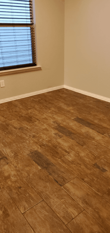 Fort Worth House: 1437 Pine Lane