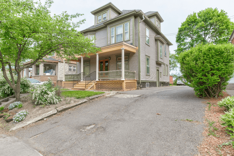 Syracuse House: 1132 Bellevue Ave.