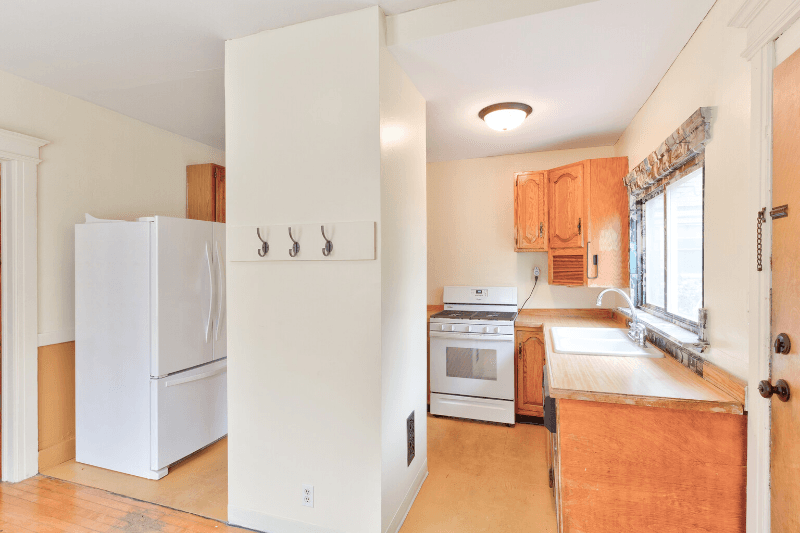 Syracuse House: 1132 Bellevue Ave.