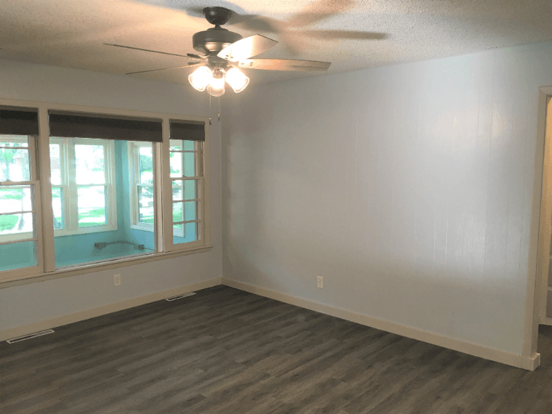 Haysville House: 201 W Hunter Ave