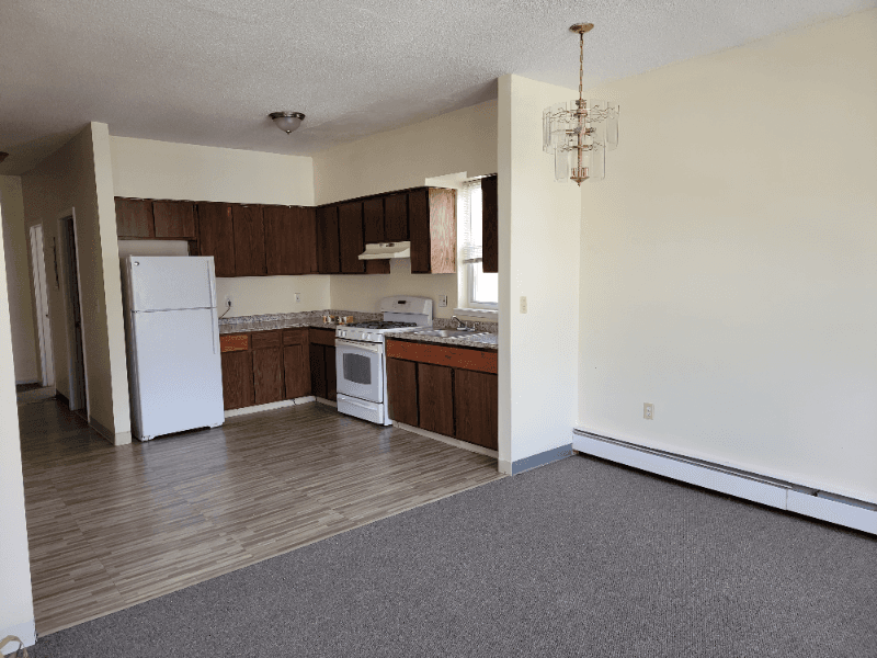 HARTFORD Apartment: 43 LENOX ST