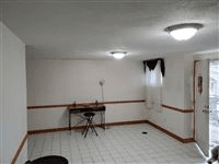 Revere Apartment: 50 Vane Ave