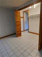 Revere Apartment: 50 Vane Ave
