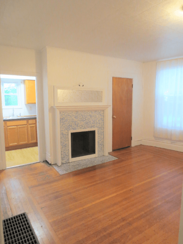 Pittsburgh Apartment: 5704 Darlington Road