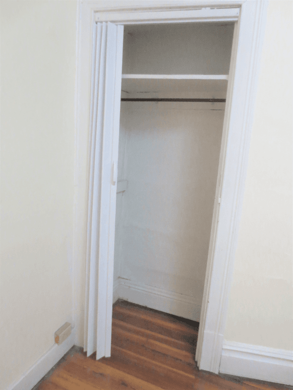 Pittsburgh Apartment: 5704 Darlington Road