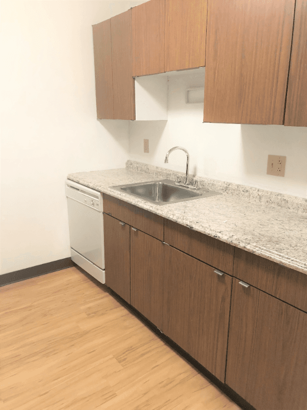 Pittsburgh Apartment: 6350 Forward Ave