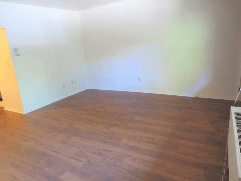 Pittsburgh Apartment: 6350 Forward Ave