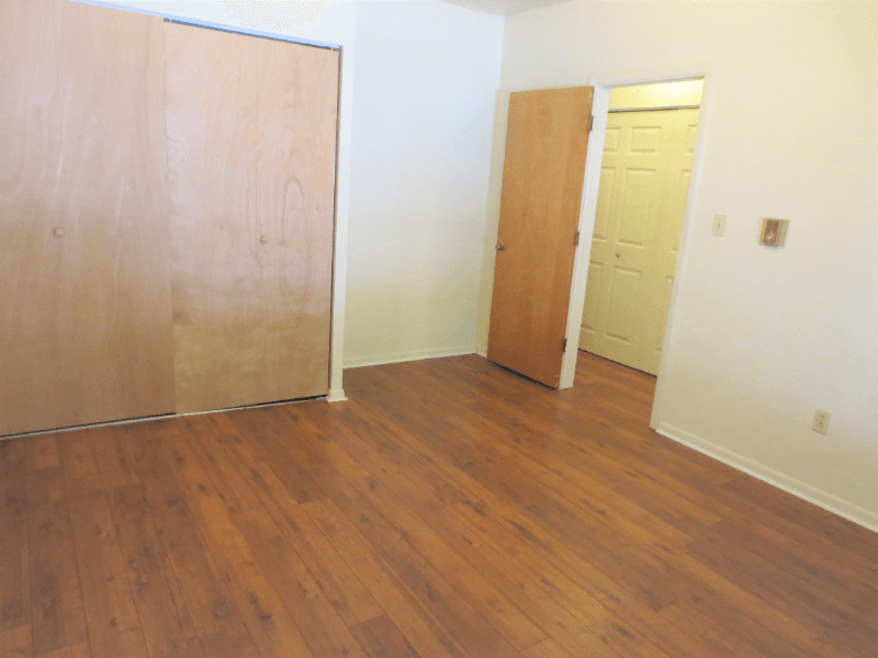 Pittsburgh Apartment: 6350 Forward Ave
