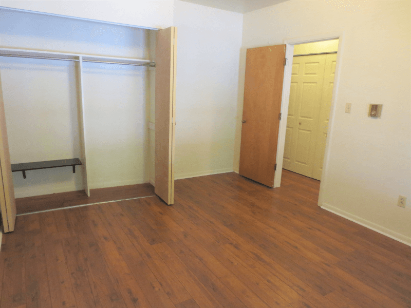 Pittsburgh Apartment: 6350 Forward Ave