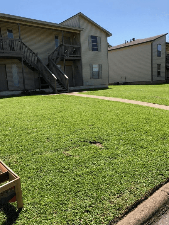 COLLEGE STATION Apartment: 714 WELLESLEY CT