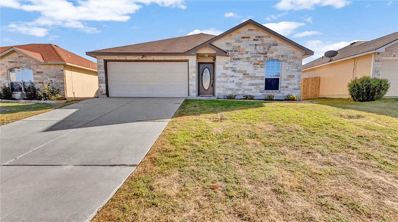 JARRELL House: 140 AMBER LN