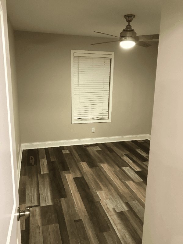 Franklin Grove Apartment: 105 N. Elm Street