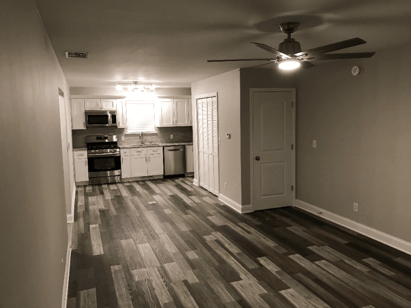 Franklin Grove Apartment: 105 N. Elm Street