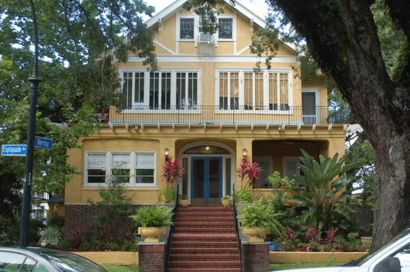 New Orleans Apartment: 3343 Esplanade Avenue