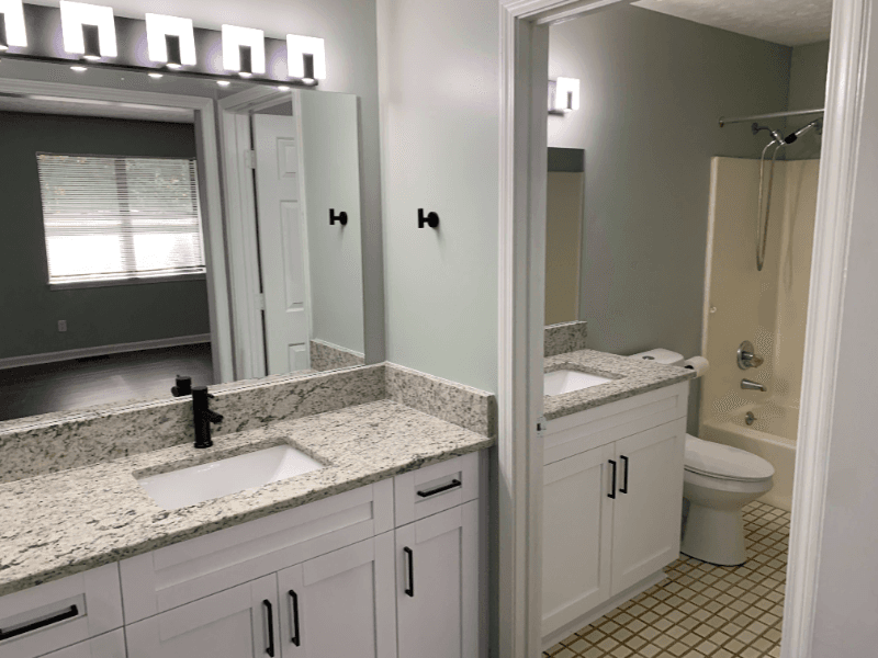 Alpharetta Multiplex: 558 Wedgewood Dr