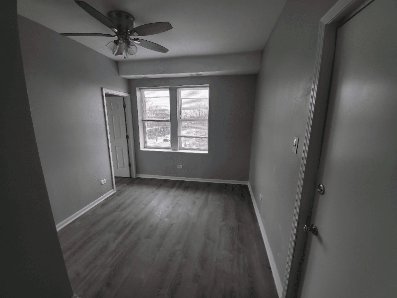 Chicago Apartment: 4034 W Palmer St