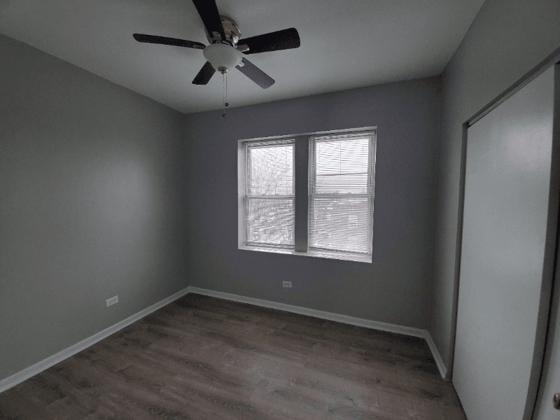 Chicago Apartment: 4034 W Palmer St