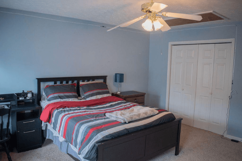 Acworth House: 1028 Queensbury Run