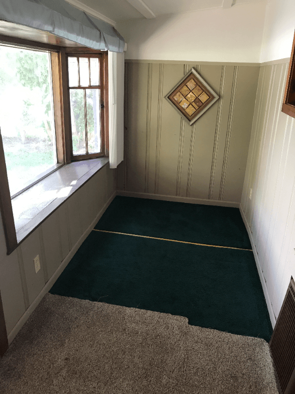 Cedar Lake Apartment: 8036 Lake Shore Dr.