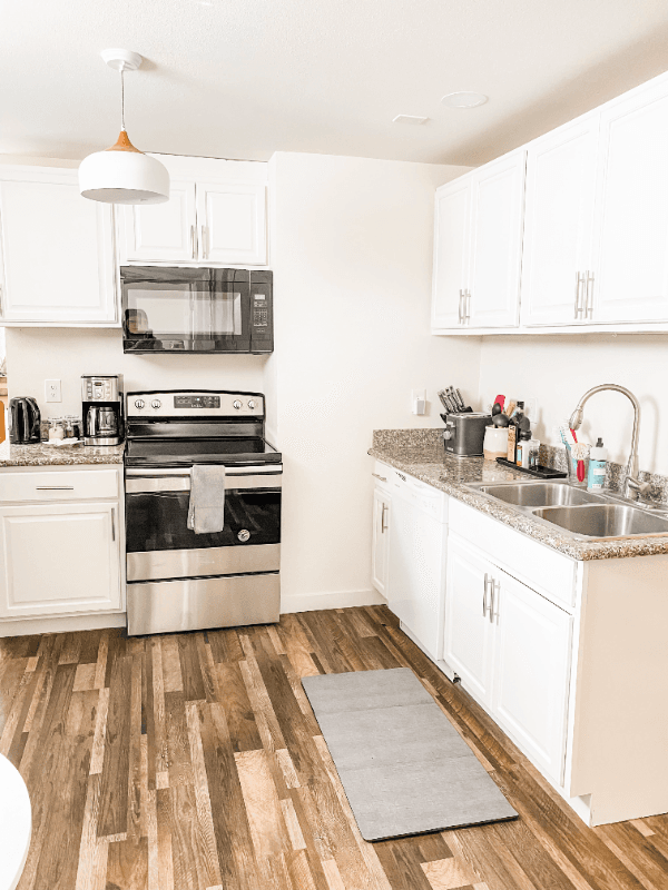 Portland House: 5506 NE Hoyt St