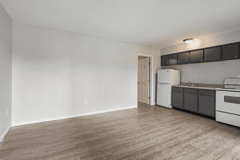 Gretna Apartment: 1536 Stumpf Blvd
