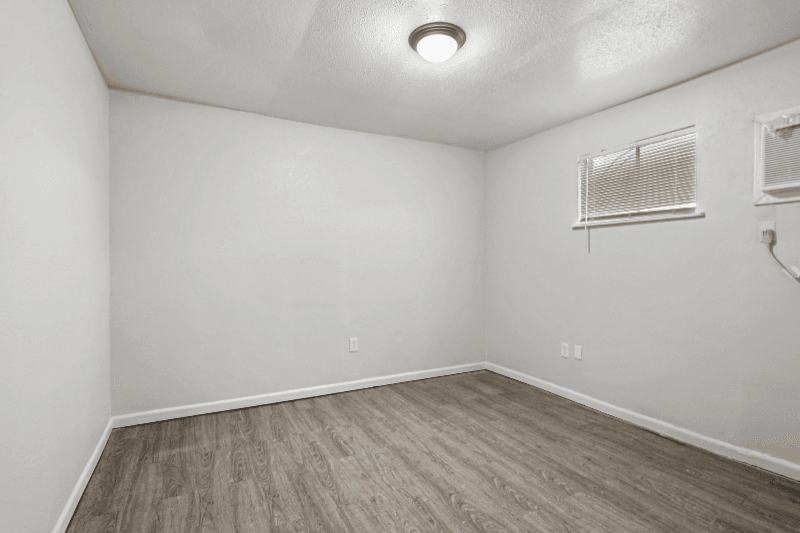 Gretna Apartment: 1536 Stumpf Blvd
