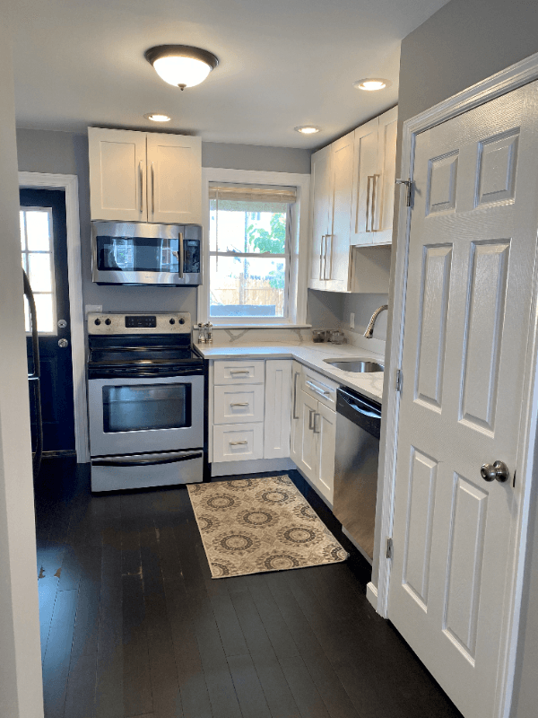 Baltimore Townhome: 1165 cleveland st