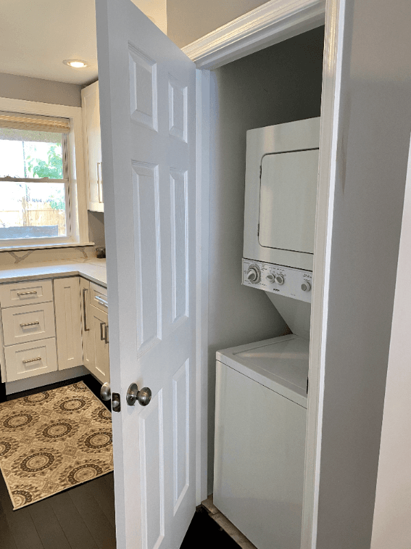 Baltimore Townhome: 1165 cleveland st