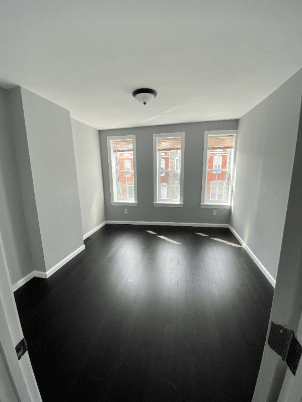Baltimore Townhome: 1165 cleveland st