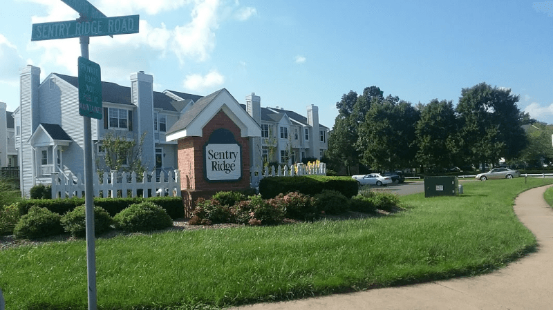 Manassas Townhome: 7984 Copperfield Way