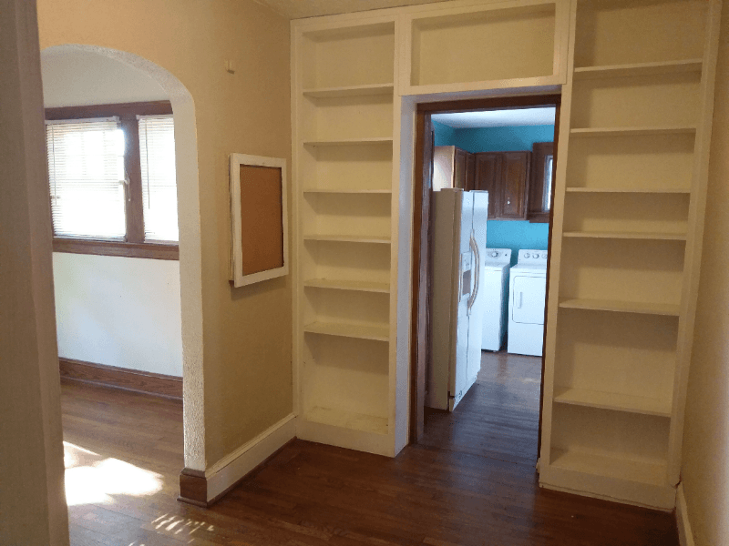 Decatur House: 211 Avery St