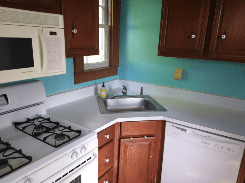 Decatur House: 211 Avery St